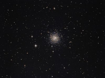Objekte des Monats: Der Kugelsternhaufen Messier 72