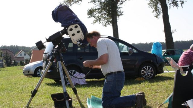 Dr. Heino Wolter und sein Schiefspiegler HTT2010-10