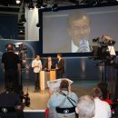 Mir fällt einfach nicht ein, welcher Nachrichtensprecher hier zu sehen ist... IFA2009-05