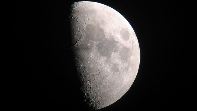 Mond Gesamtansicht #1 Mond_Mai09-1_neu