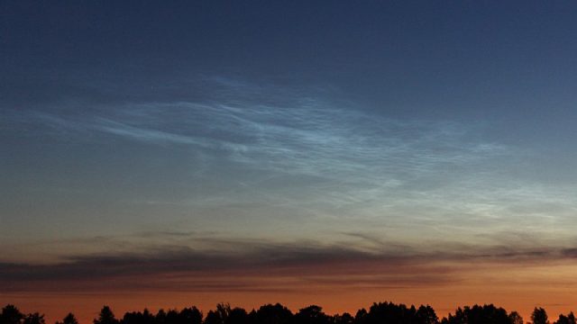 Leuchtende Nachtwolken am 23. Juni 2009 - Detail #1 NLC_090623-1