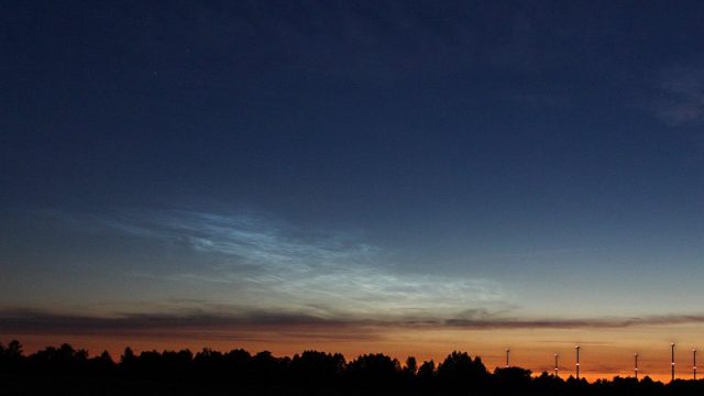 Leuchtende Nachtwolken am 23. Juni 2009 - Detail #3 NLC_090623-3