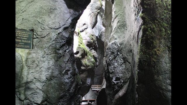 Felswände der Seisenbergklamm Urlaub2011-13