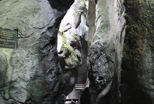 Felswände der Seisenbergklamm Urlaub2011-13